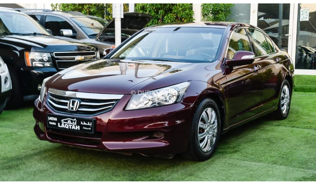Honda Accord Gulf without accidents, red color inside beige, cruise control in excellent condition, you do not ne