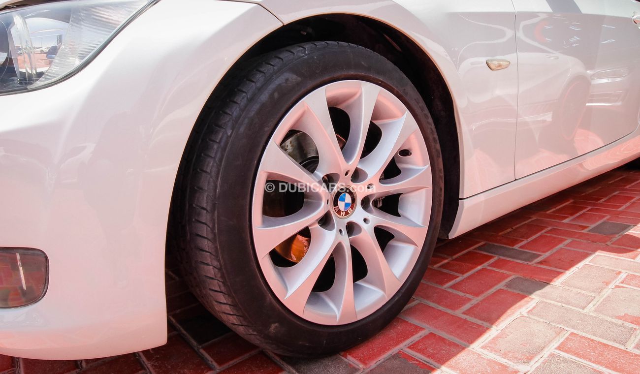 بي أم دبليو 325 i