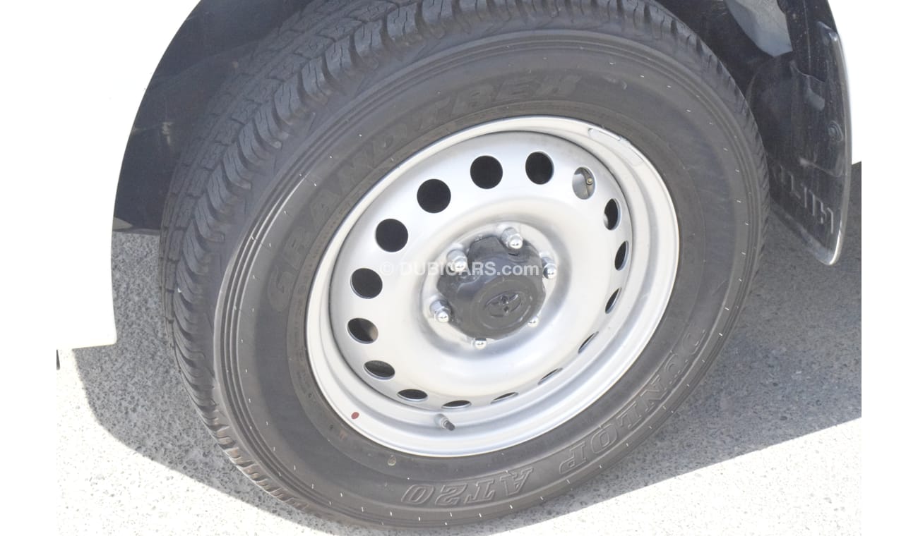 تويوتا هيلوكس محرك سعة 2.4 لتر 4 سلندر ، ناقل الحركة اليدوي موديل 2020 من ديزل فقط للتصدير