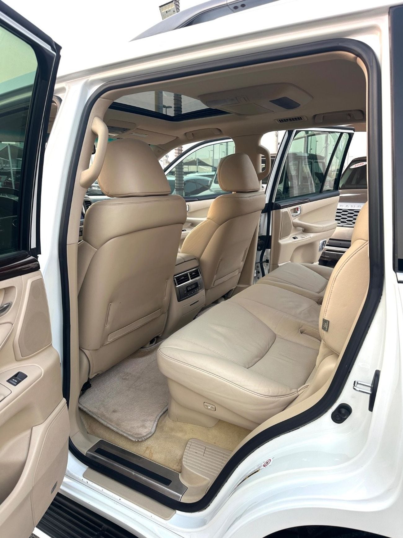 Lexus LX570 NAVIGATION SPORT