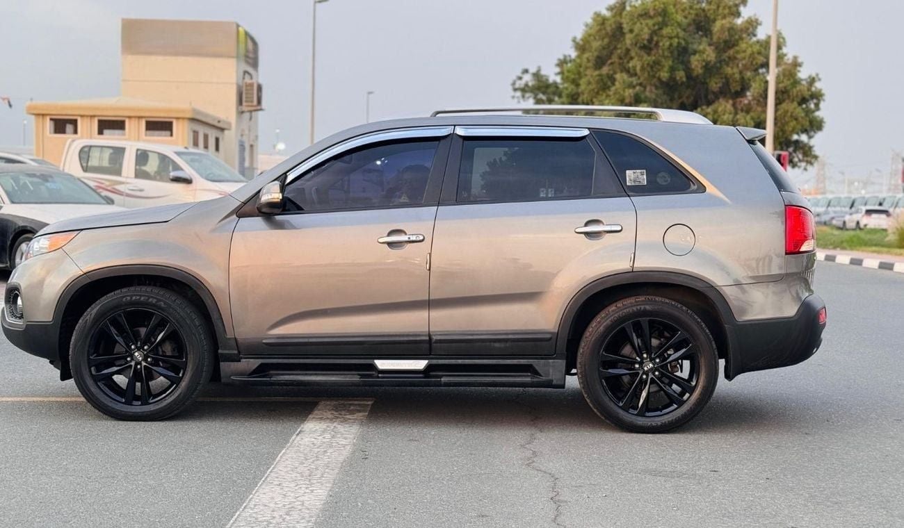 كيا سورينتو PREMIUM CONDITION | 2.0L DIESEL ENGINE | LHD | AT | 2011 | PUSH START ENGINE