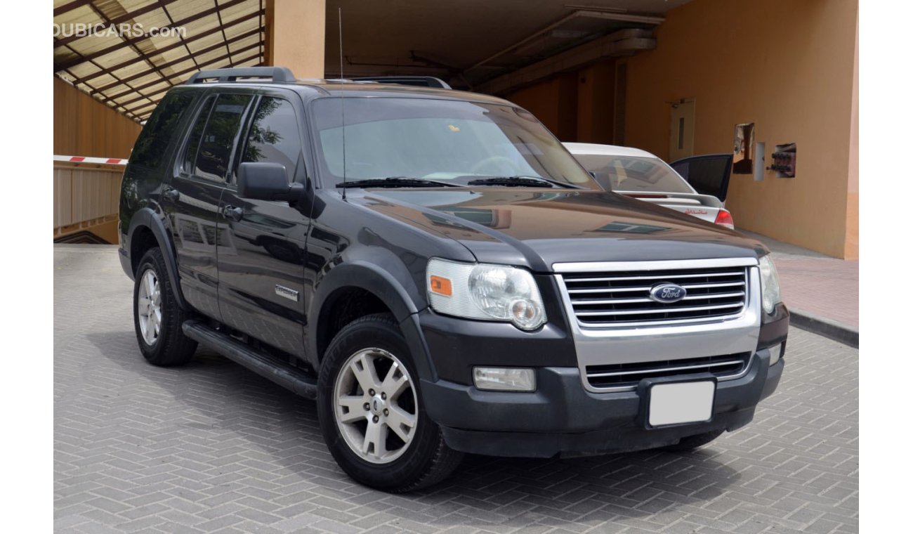 Ford Explorer XLT 4x4 in Very Good Condition