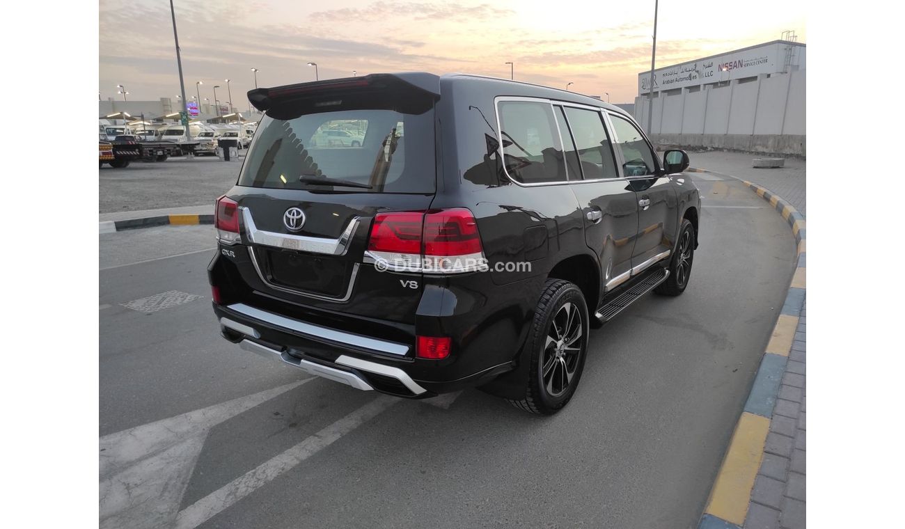 تويوتا لاند كروزر لاندكروزر 2008 خليجي محول 2021