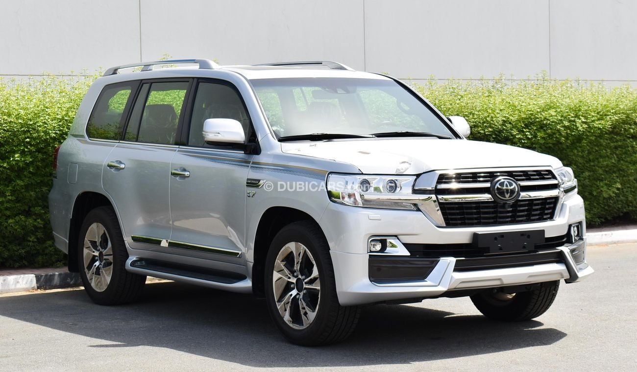 Toyota Land Cruiser VXR 5.7 V8