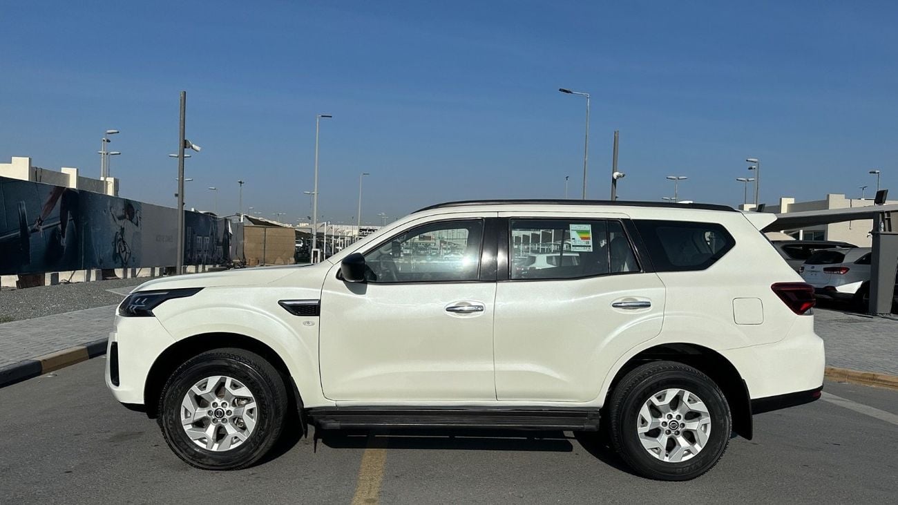 نيسان إكستيرا SE 2.5L RWD