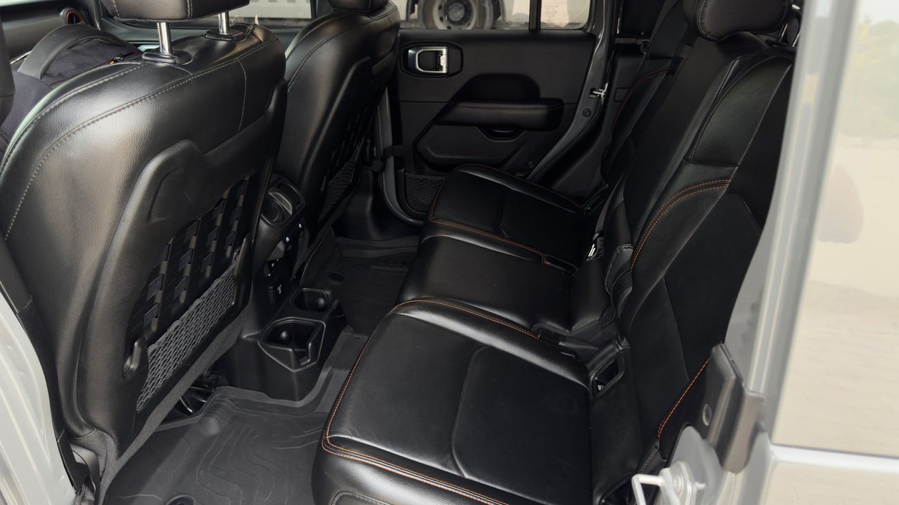 جيب جلادياتور