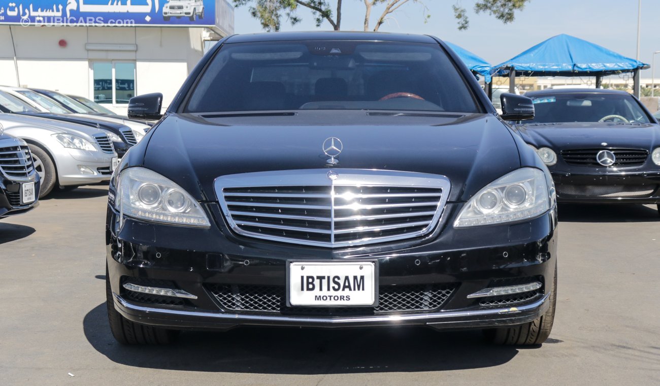 مرسيدس بنز S 550