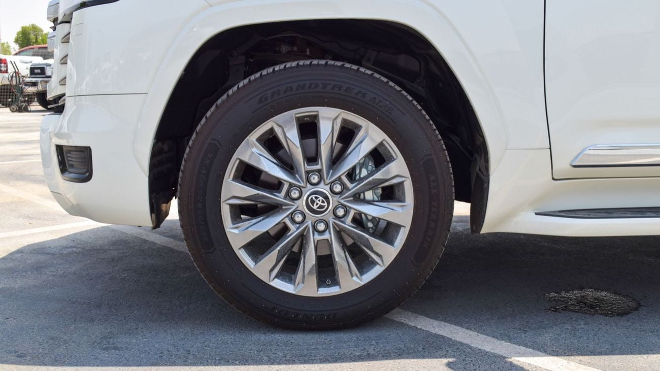 Toyota Land Cruiser ECTP2M003 - 2026 TLC300 GXR 3.5L Petrol Auto White w Beige - Sunroof, Leather, Rear Entertainment