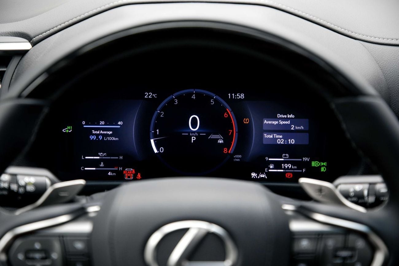 Lexus LX 600 Signature 3.5L - Sonic Quartz Inside Red | Export Only