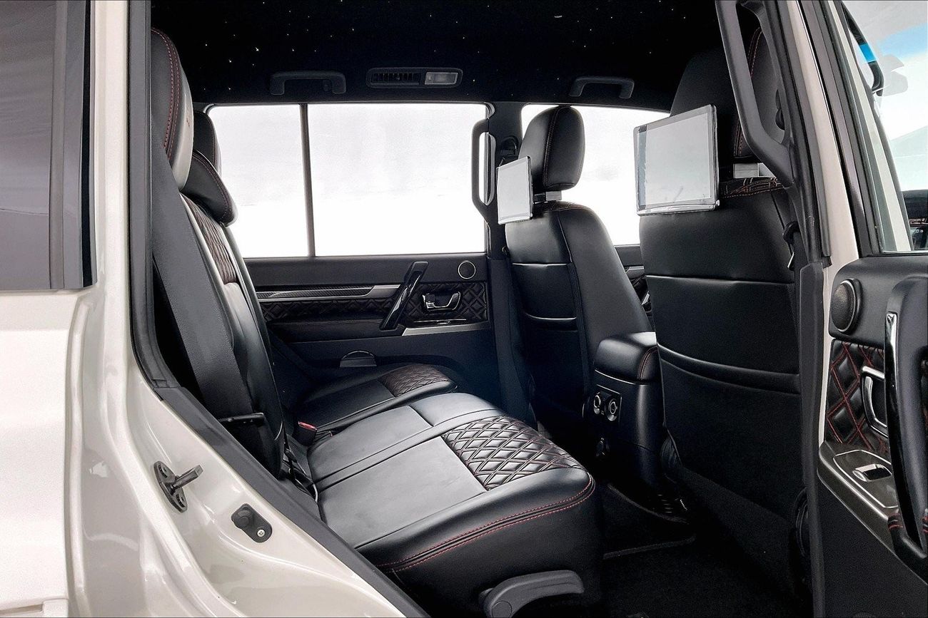 ميتسوبيشي باجيرو Signature Edition | شامل الضمان | 0 ﺪﻔﻋﺓ ﺃﻮﻟﻯ