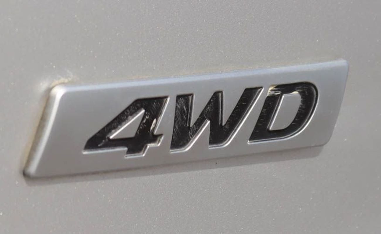 Hyundai Tucson SE 2.0L AWD Hyundai Tucson 2.0L 4WD 2015 GCC accident-free in excellent condition