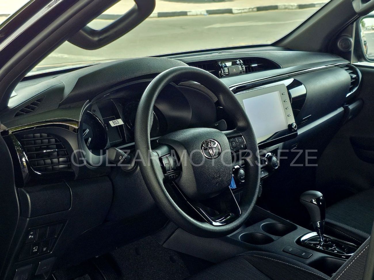 Toyota Hilux HILUX ADVENTURE PETROL 4.0L - FULL WITH COMPRESSOR - BLACK INSIDE BLACK - OMANI