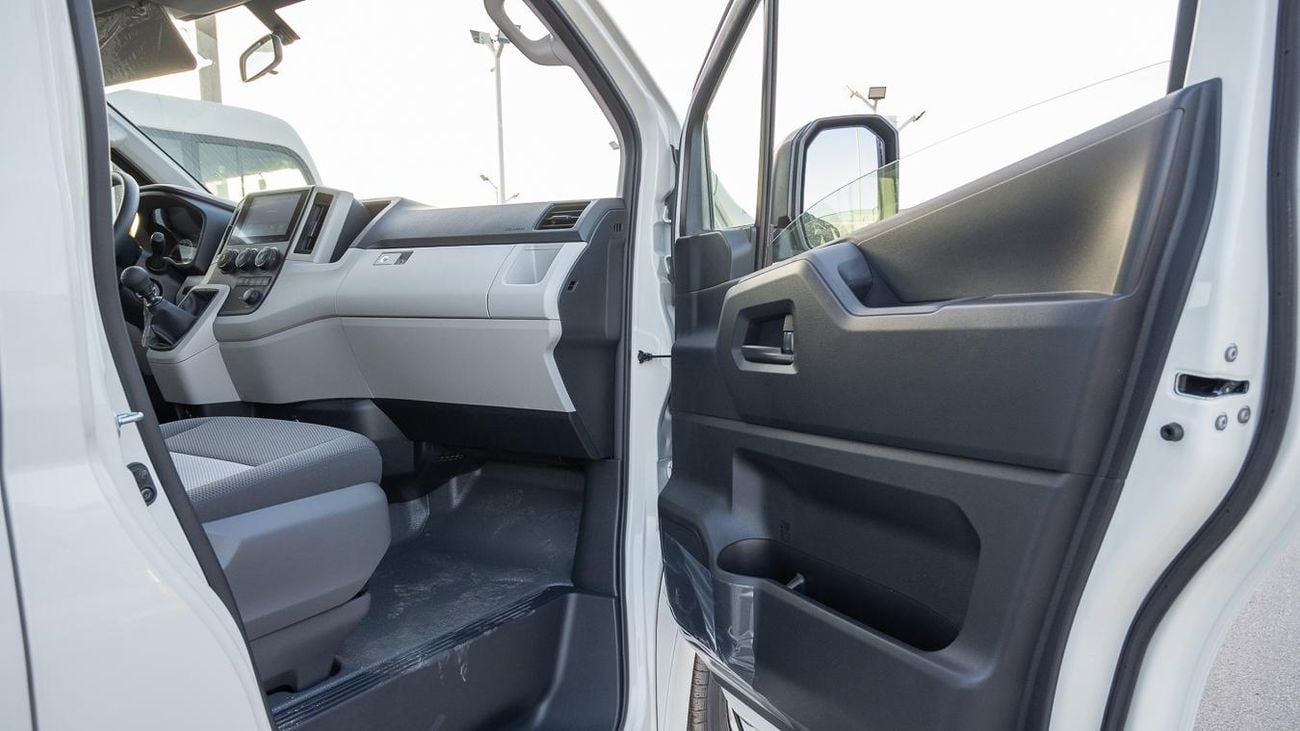 تويوتا هاياس TOYOTA HIACE 2.8L 13STR MT DSL -2026YM