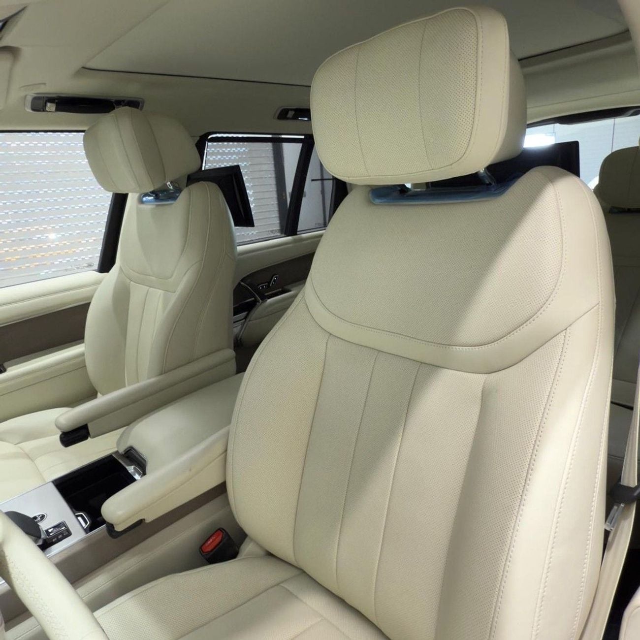 Land Rover Range Rover  Land Rover Range Rover 2024 GCC specs