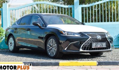 Lexus ES 300 h radar, seat heater, big screen, export only 2024 Euro specs