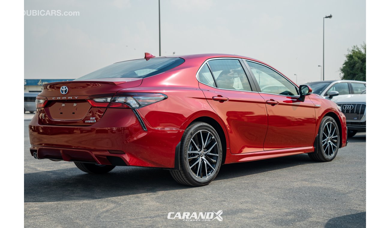 Toyota Camry SE Hybrid 2021 Red