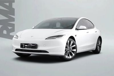 Tesla Model 3 LONG RANGE