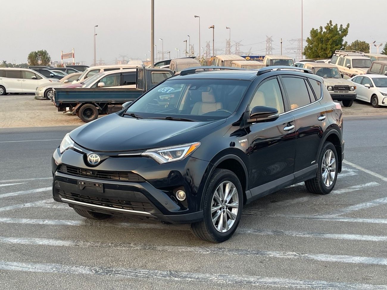 تويوتا راف ٤ 2017 TOYOTA RAV4 LIMITED HYBRID 4x4 360CAMERA FULL OPTIONS IMPORTED FROM USA