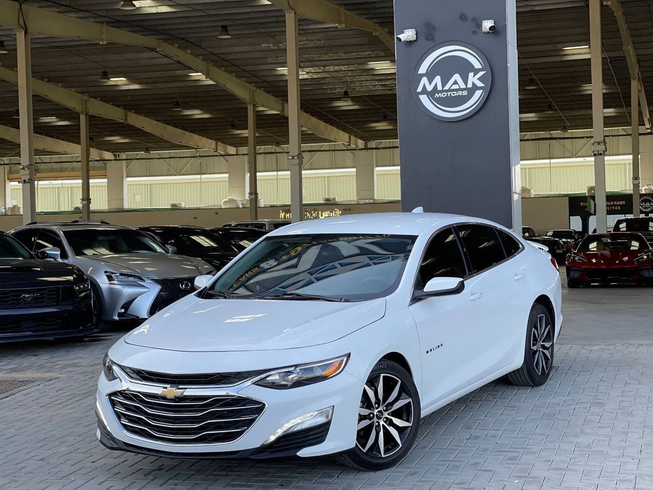 Chevrolet Malibu RS (NON GCC) 1.5L RS BLACK EDITION / 1.5T V4 / RADAR / LINE KEEP ASSIST / APPLE ANDROID AUTO / RI