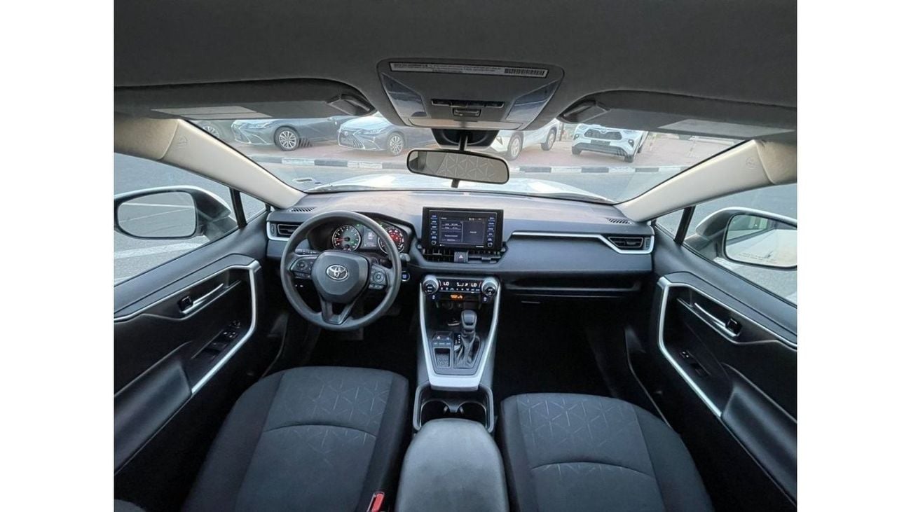 تويوتا راف ٤ 2021 Toyota Rav4 XLE 2.5L V4 Push Start Electric Seat -  UAE PASS