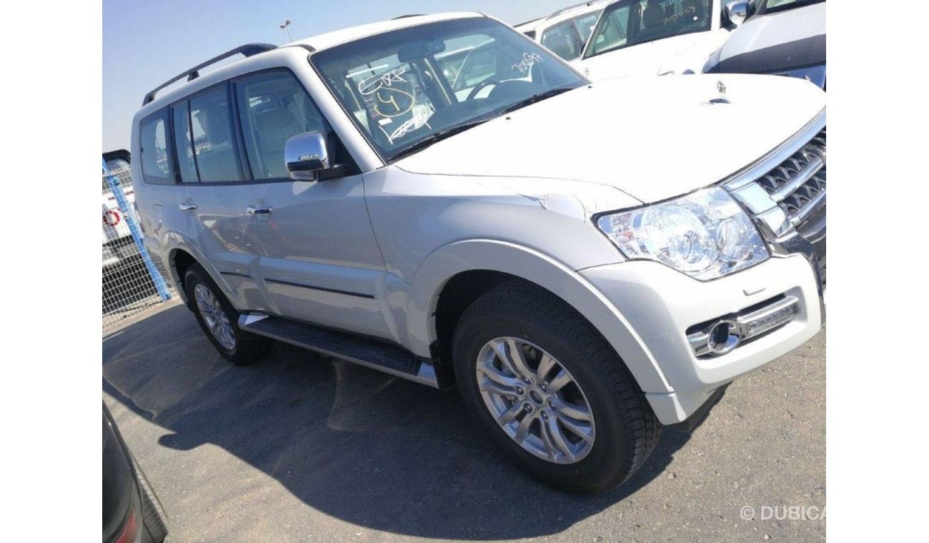 Mitsubishi Pajero 3.8L Petrol A/T without Sunroof Full Option