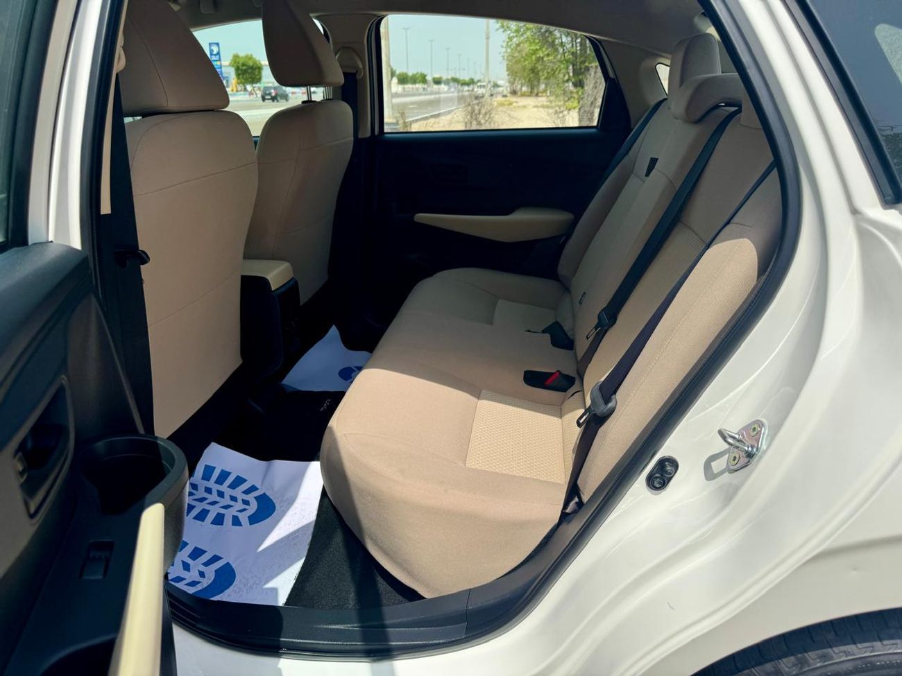 Toyota Yaris 1.5L E 780-Monthly l GCC l Camera, GPS l Accident Free