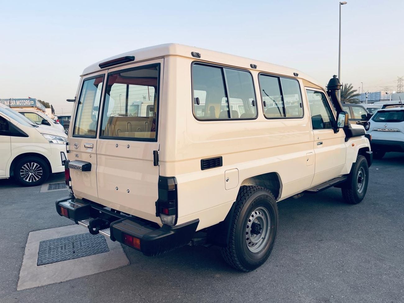Toyota Land Cruiser 70