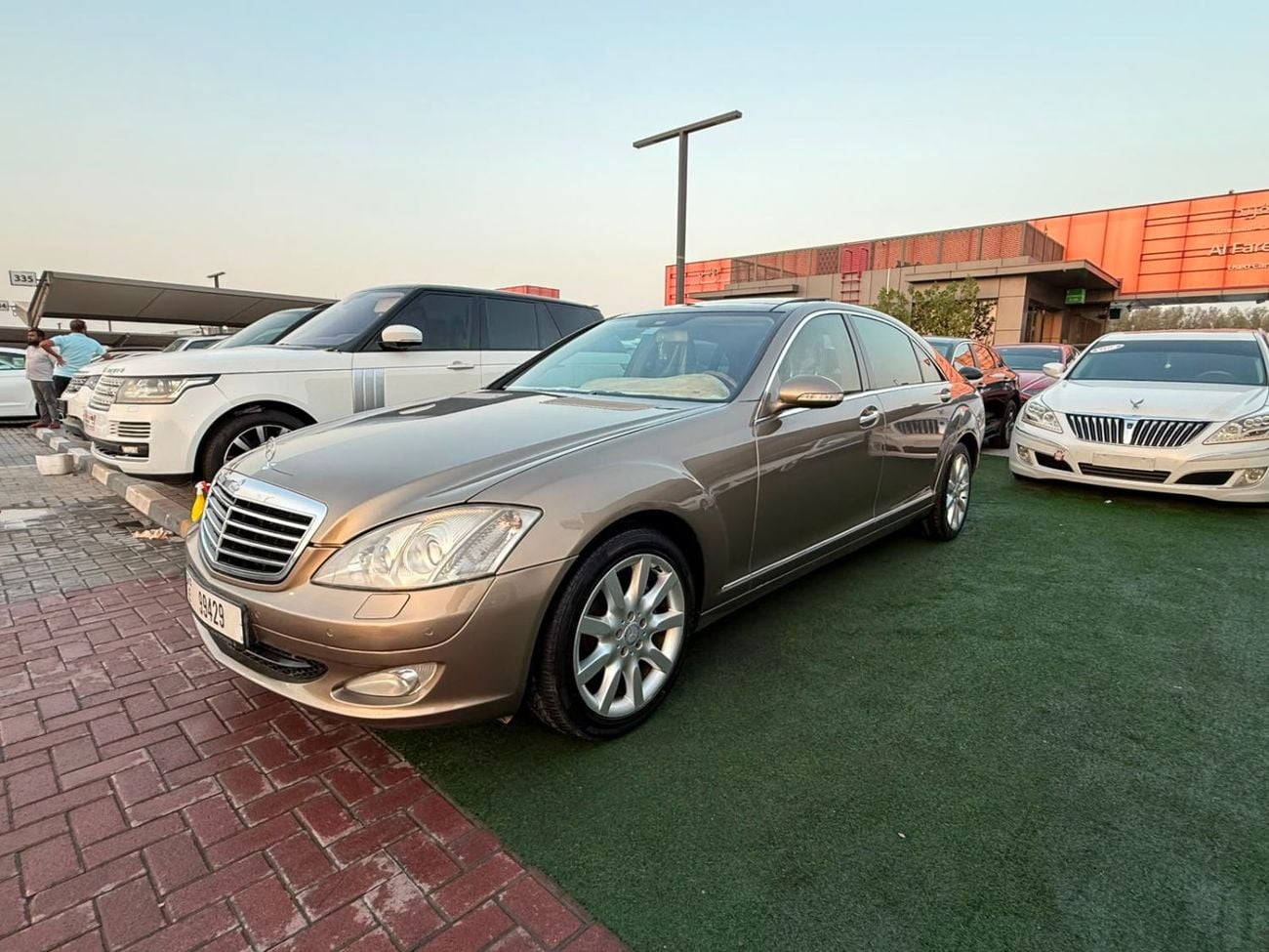 مرسيدس بنز S 350 LWB حاله ممتازه استخدم بسيط البيع مع اللوحات