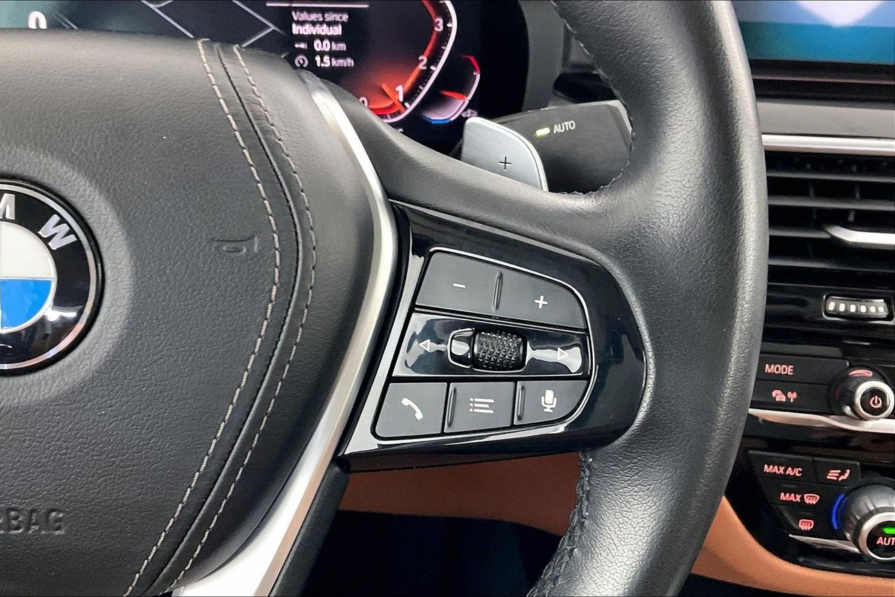 Nissan Kicks SV | 1 year free warranty | 0 Down Payment