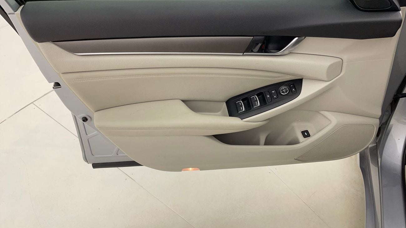 هوندا أكورد LX 1.5 | بدون دفعة مقدمة | اختبار القيادة في المنزل