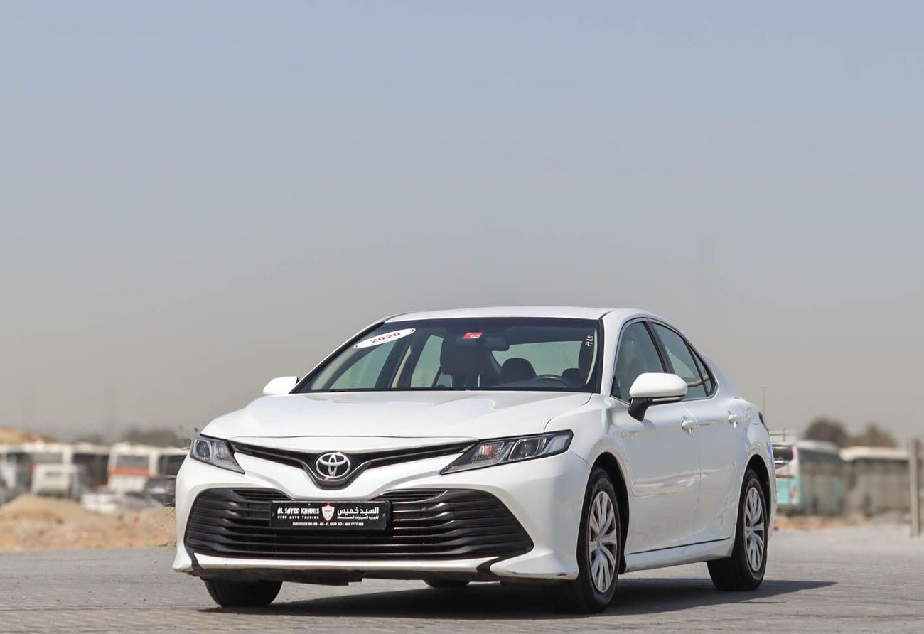 تويوتا كامري S 2.5L (181 HP) Toyota Camry 2020 GCC without accidents in excellent condition 1388 P.M