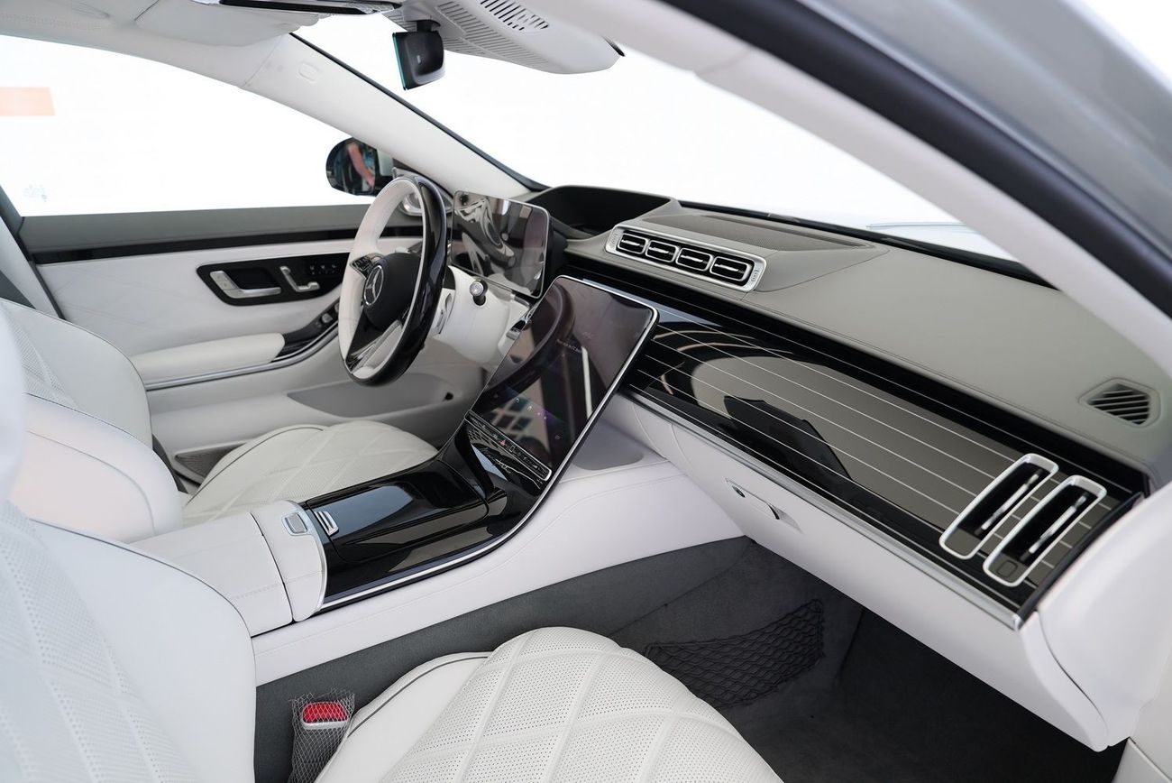 مرسيدس مايباخ S680 مايباخ Mercedes Benz Maybach S680