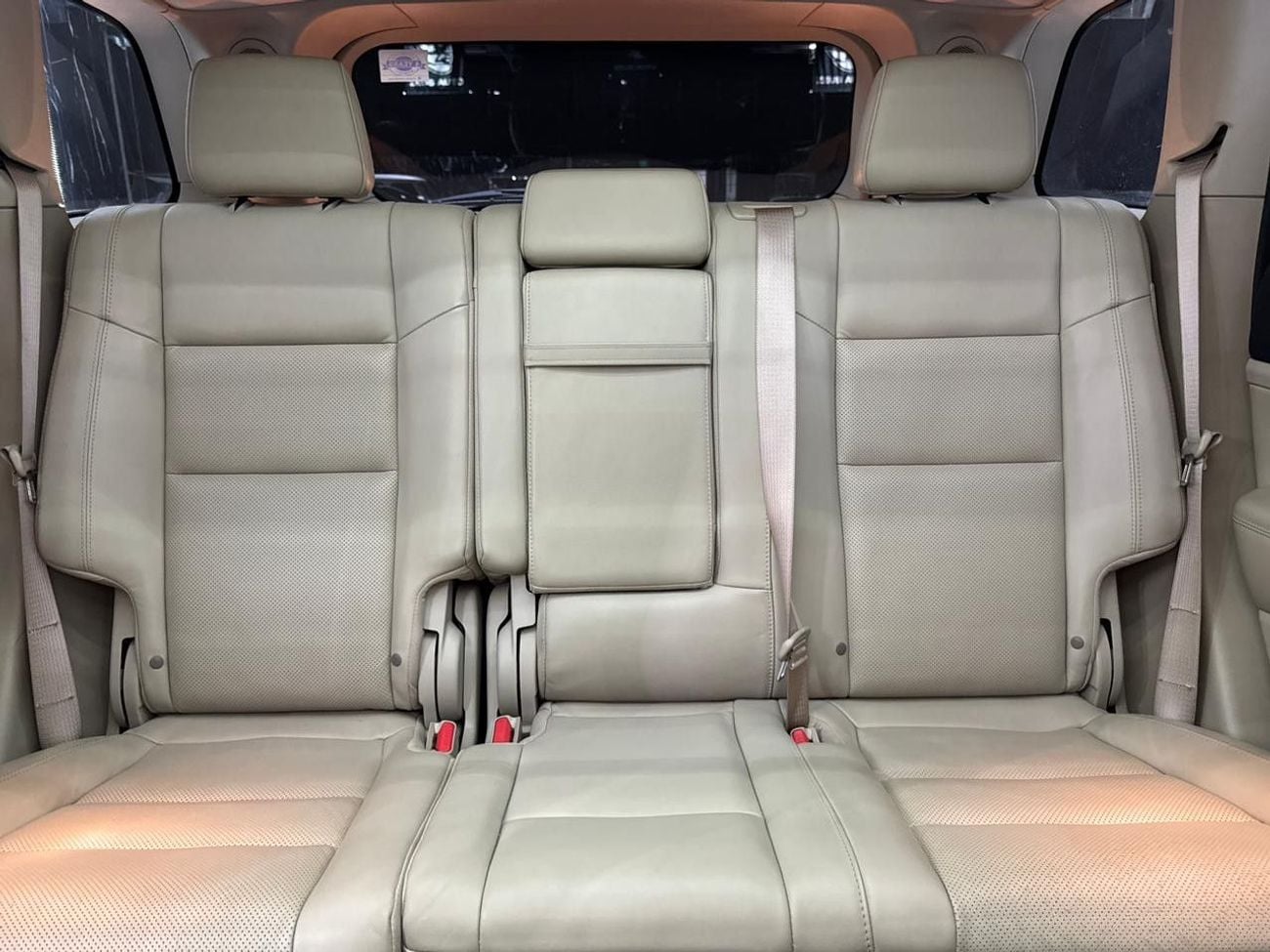 جيب جراند شيروكي Jeep Grand Cherokee | 4x4 Limited | Low mileage | Gcc