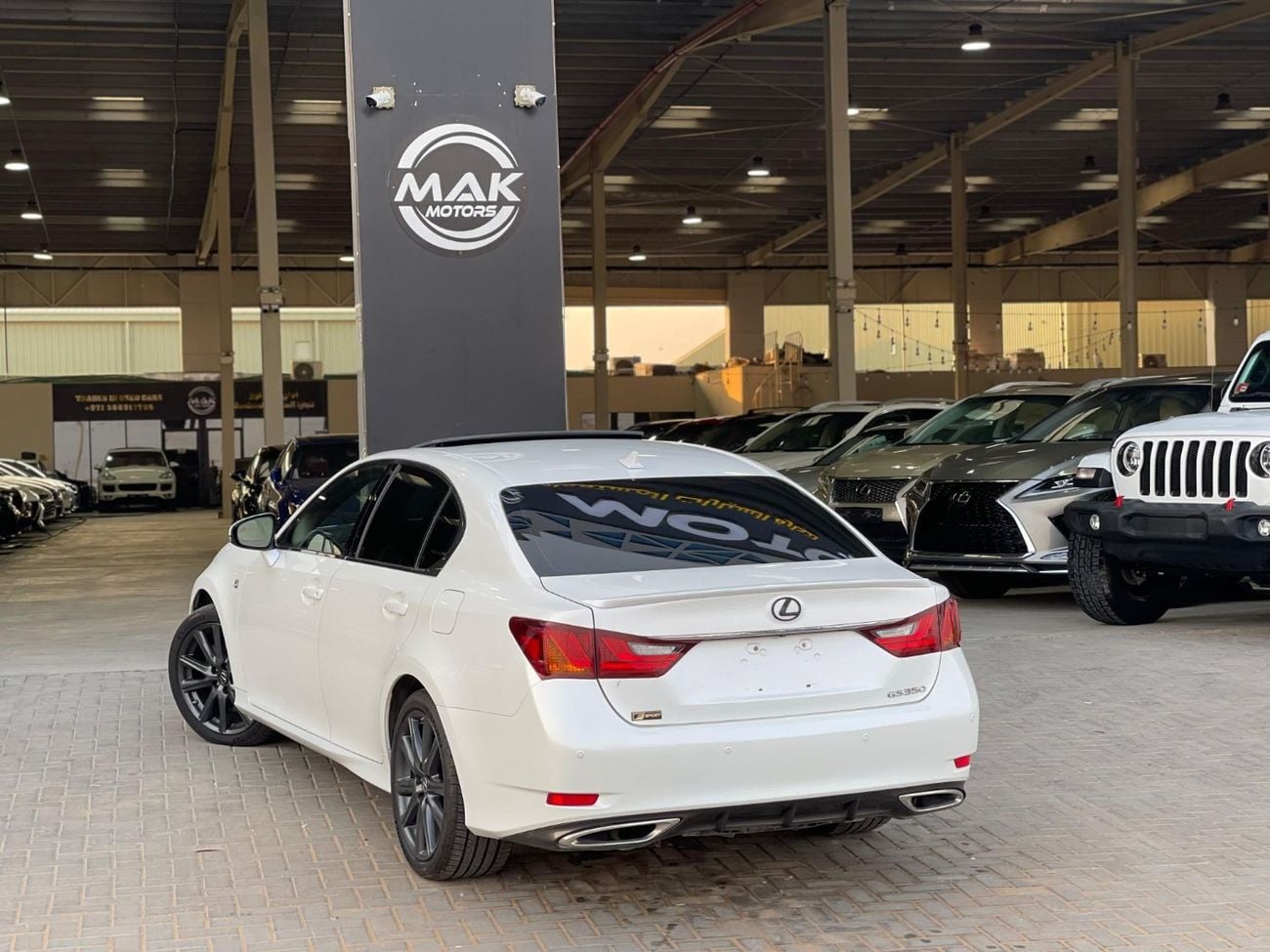 لكزس GS 350 بلاتينوم F-SPORT / 8 سرعات / دفع خلفي / مواصفات كاملة