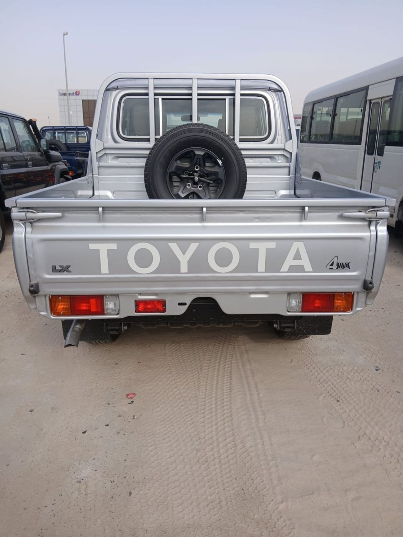 Toyota Land Cruiser Pick Up Toyota Land Cruiser LC79 DC 2.8 AT 2025