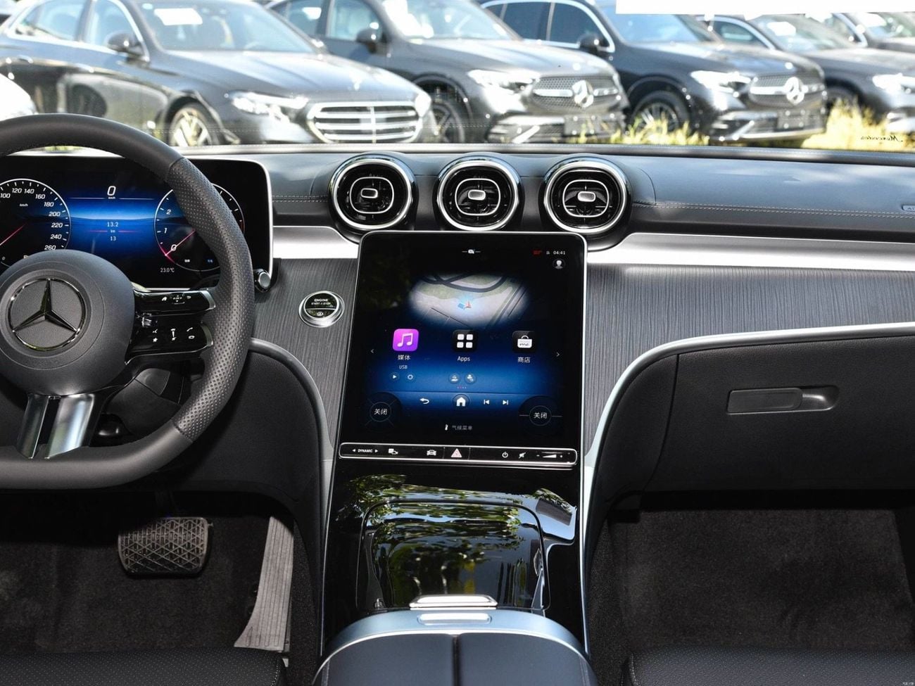 مرسيدس بنز A 200 L Benz A200 L / Chinese / 0km