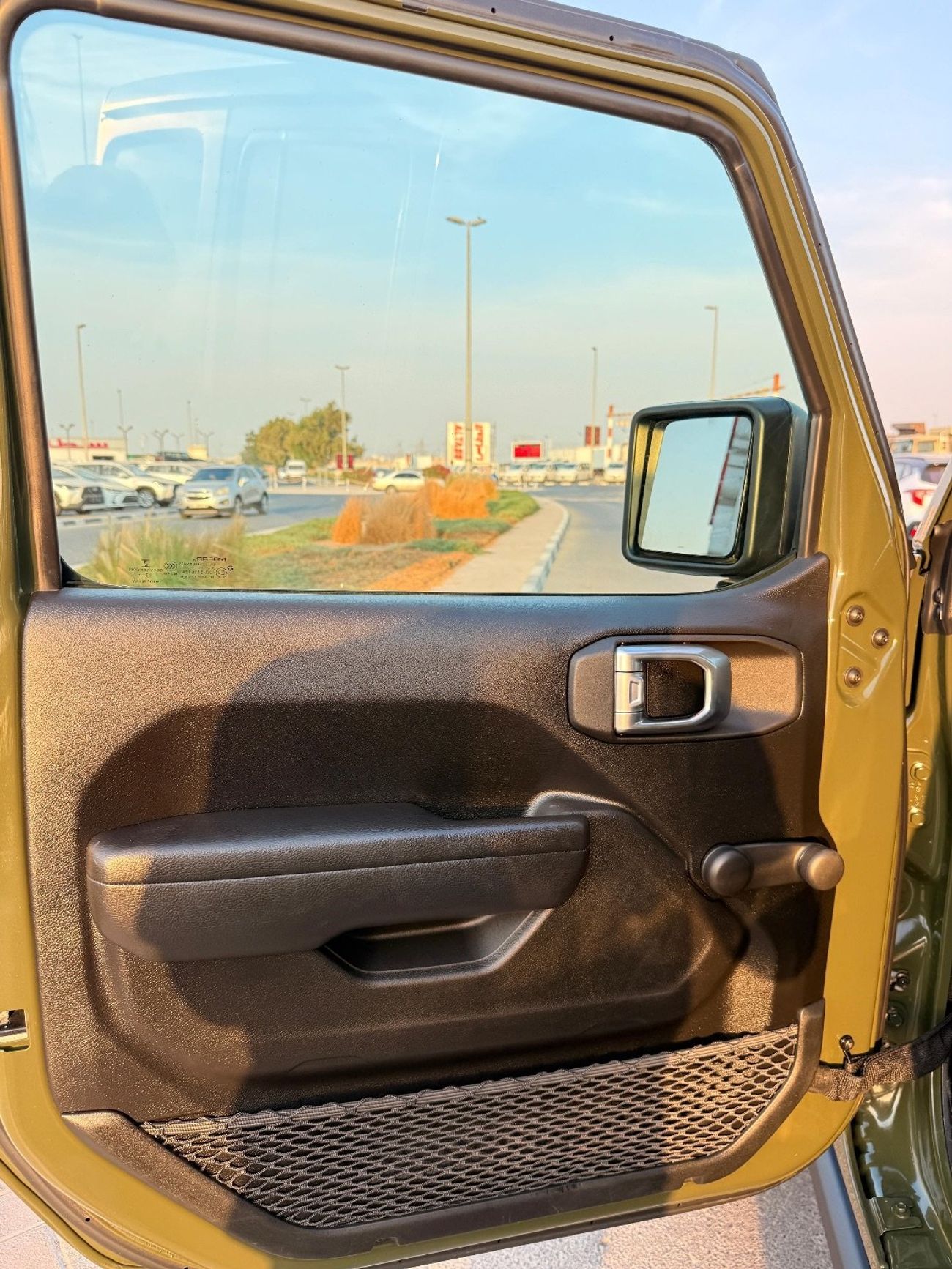 Jeep Wrangler Unlimited Sport S 2.0L A/T