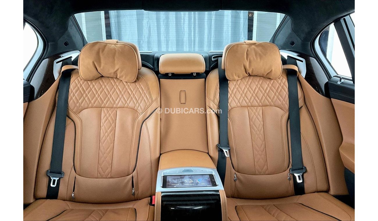 BMW 760Li M-Sport V12