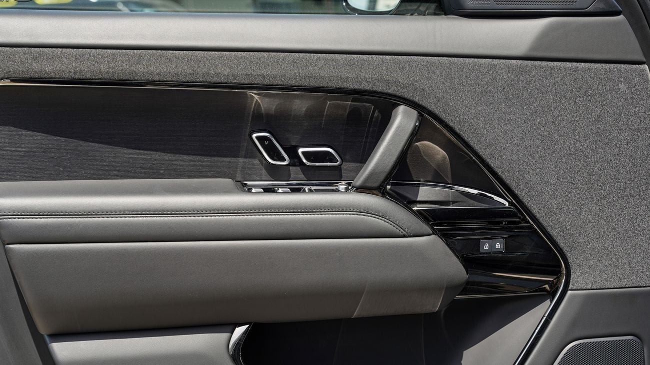 Land Rover Range Rover Sport DYNAMIC SE P400