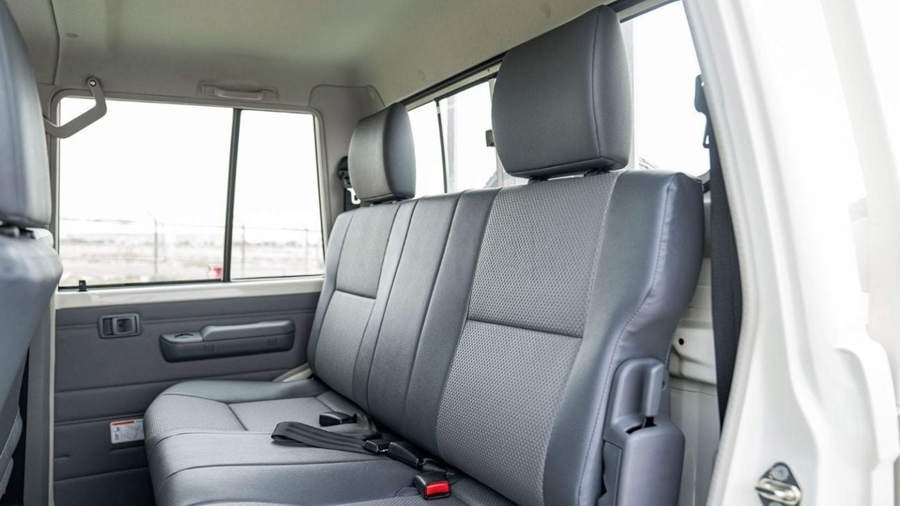 تويوتا لاند كروزر بيك آب Toyota Land Cruiser Pick-up DC 4.2L Diesel  MT MY2024