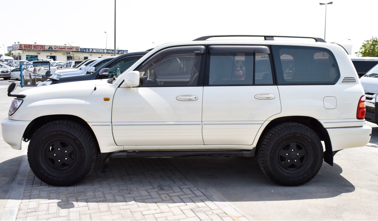 Toyota Land Cruiser VX Limited V8