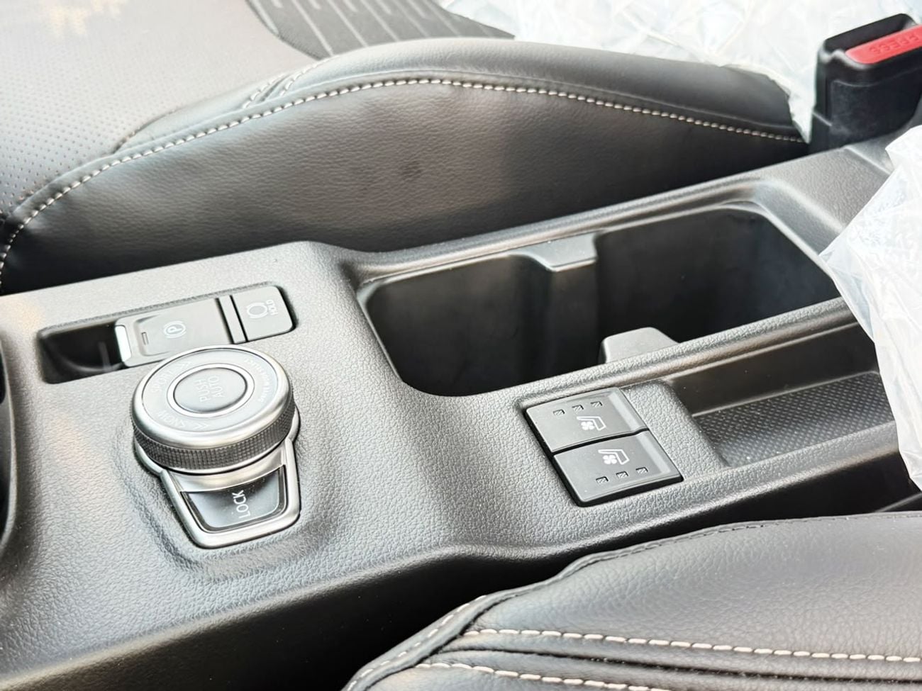 Suzuki Across SUZUKI ACROSS HYBRID 4WD 2026