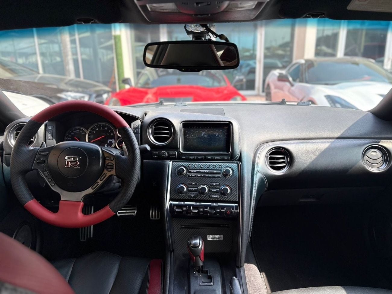 نيسان جي تي ار Premium 3.8L (2 Seater)