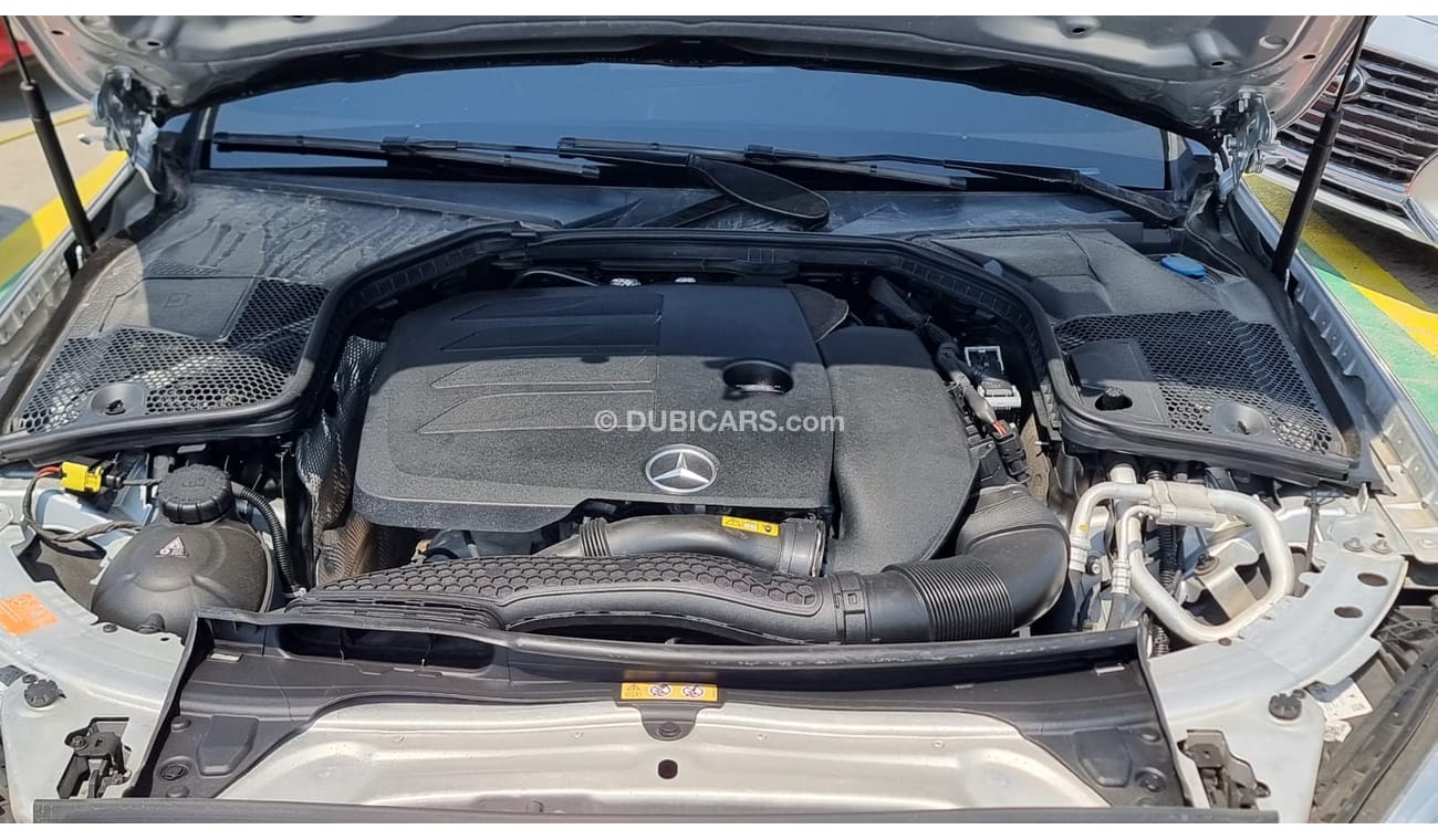 Mercedes-Benz C 300 C300 COUPE, Electric Seats & Leather Seats With Panoramic Roof (LOT # 806911)