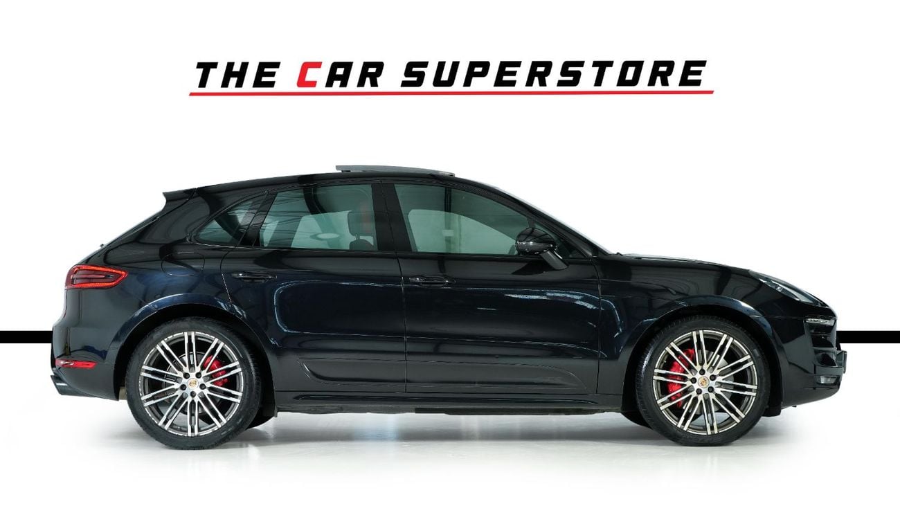 Porsche Macan GTS 3.0L (360 HP) Red Brake Calipers- GCC- Full Porsche Service history
