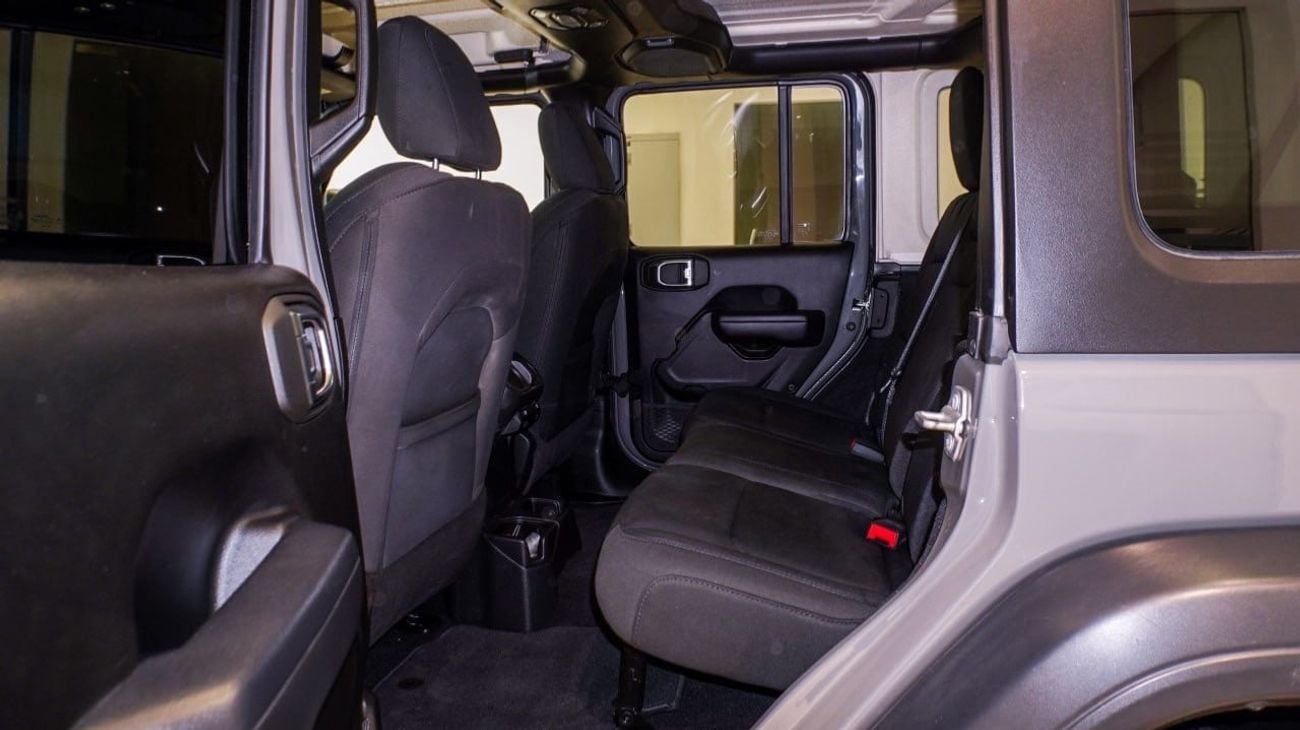 Jeep Wrangler Sport 3.6L A/T (5 Seater)