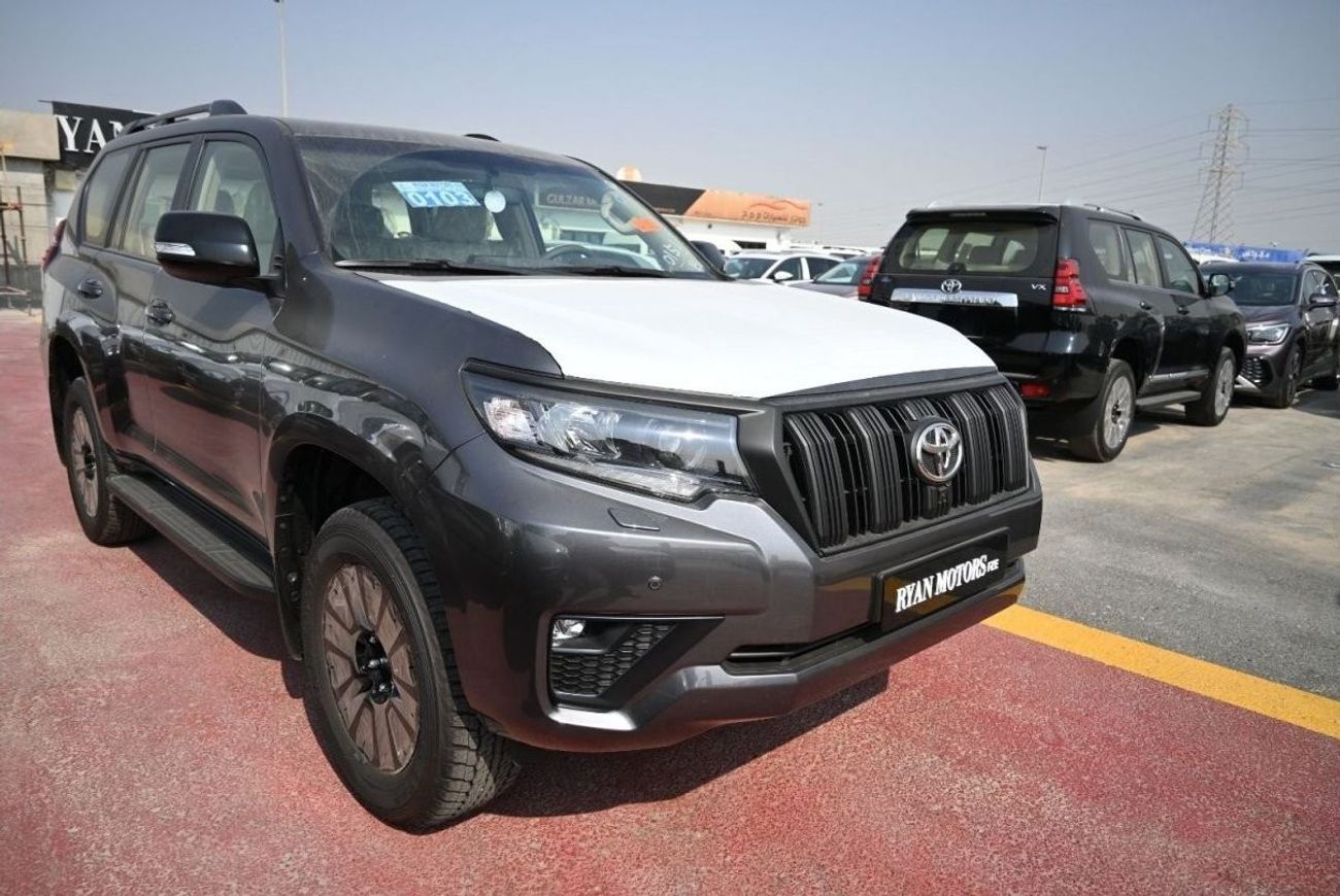 تويوتا برادو تويوتا لاندكروزر برادو 4.0 لتر TX.L بنزين ، دفع رباعي ، 5 أبواب ، مثبت سرعة ، فتحة سقف ، مقاعد كهربا