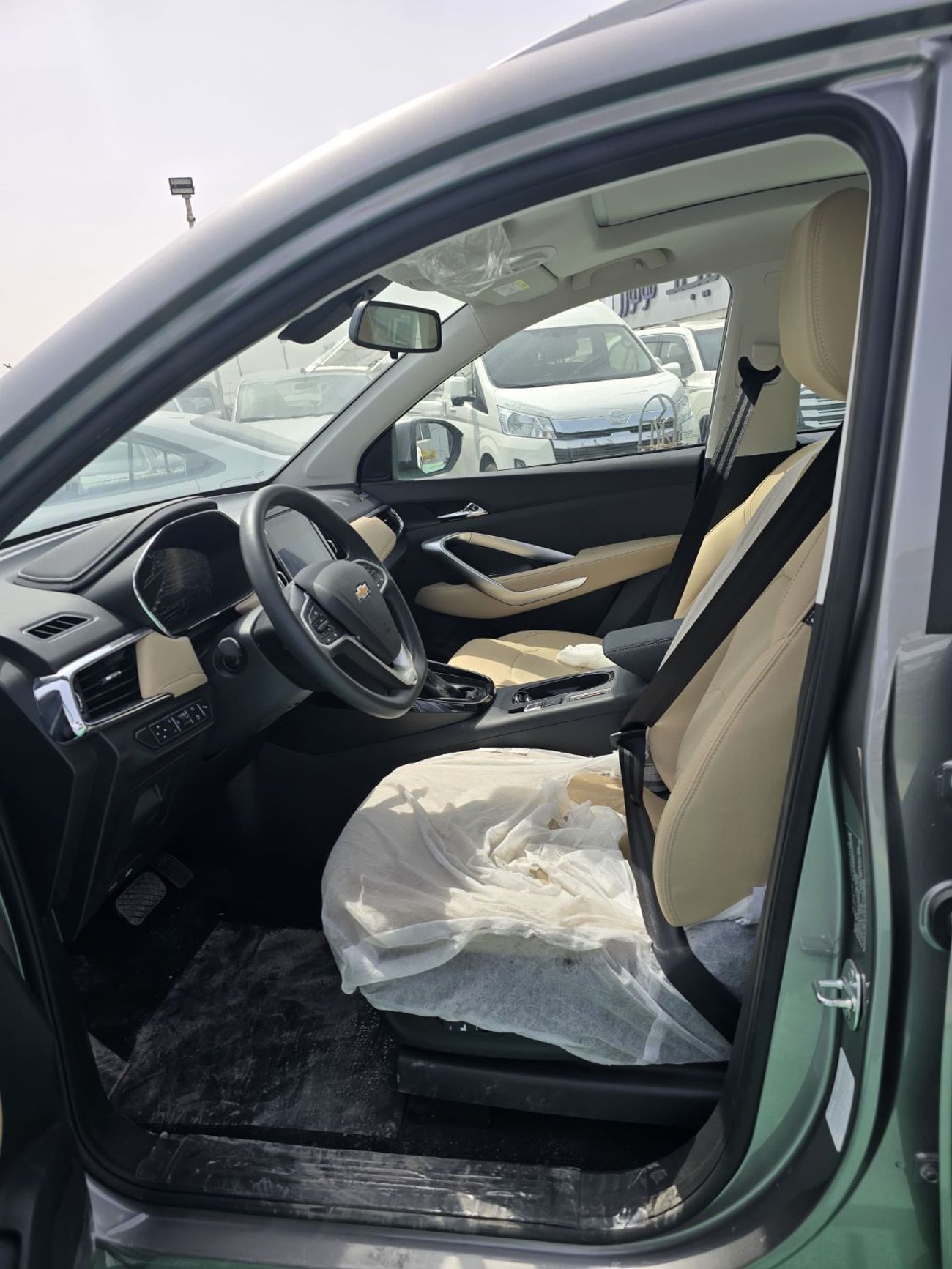 Chevrolet Captiva LS 1.5L (149 HP) (5 Seater)