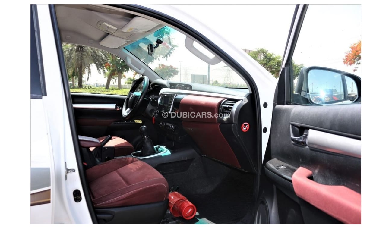 تويوتا هيلوكس GLX تويوتا هايلكس 2017 خليجي فورويل بحاله ممتازه