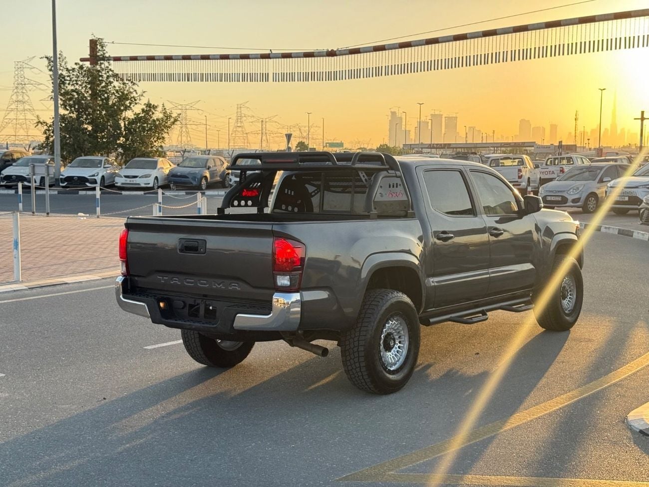Toyota Tacoma  2023 LEATHER SEATS 2.7L 4 CYL US SPEC